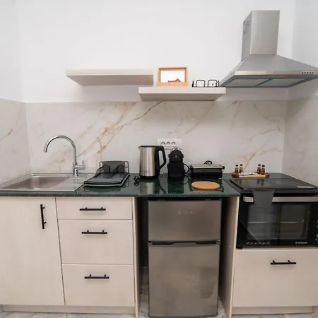 Apartment Thines - C