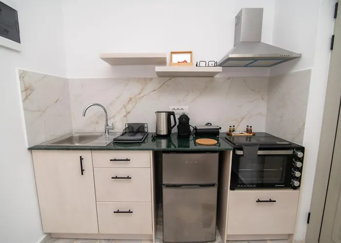 Apartment Thines - C